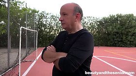 Bendy teen Bunny gets fucked by old Fabien