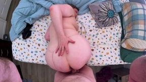 Creampie Sex with Stepmom in the Morning POV