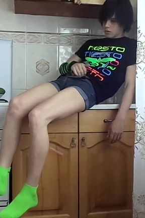 Hard Dick Fun in the Kitchen!