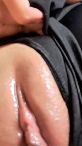 Sexy Secretary Sucking the Boss's Big Cock