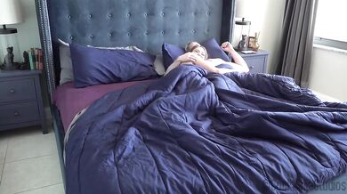 Huge Ass Step Sis Kenzie Deepthroats Bro Then Gets Smashed Doggy POV