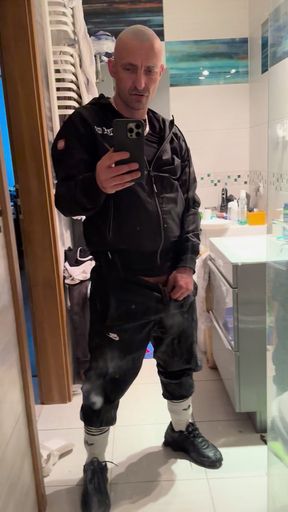 Pissing Scally