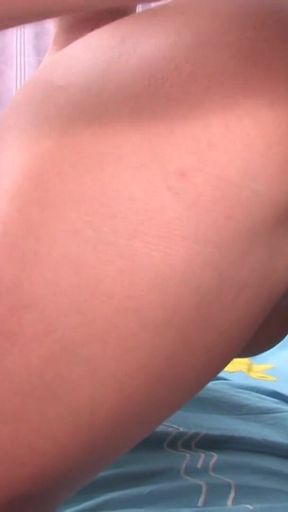 She dont' want to stop riding on my dick I gave her a very good fuck