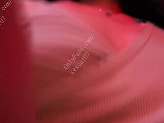 Kitty walking on the street