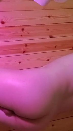 Hot Sissy Slowly Showing Off Big Booty Tonight   Clip 2