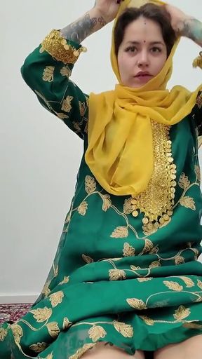 18 Years Old Afghan Girl Sucking My Dick   Clip 1