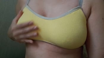 MandyLovePh's Luscious Boobs Get Teased in HD Solo Fun