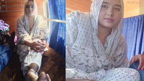 Volvo Bus Me Ek Achi Ladki Ne Kapde khol kar mja kra diya