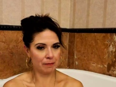 Hot Brunette mature Webcam Masturbation