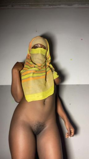 Ebony girl masturbate and dance naked