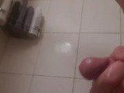 Dutch guy mastrubating in the shower with cumshot