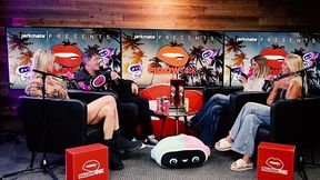 Glamour Harper at 18-25 video