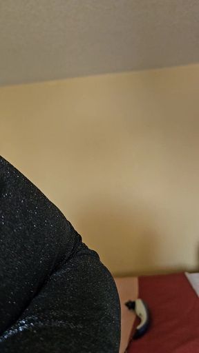 Ssbbw Theater Slut sucking dildo