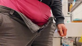 Dude pissing in his hand