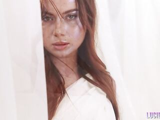 LUCIDFLIX Air with Stella Luxx