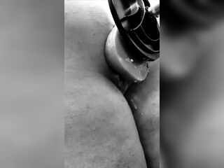 Close Up Juicy Booty Trans Cutie Bang Machine