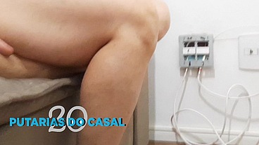 Concertando telefone