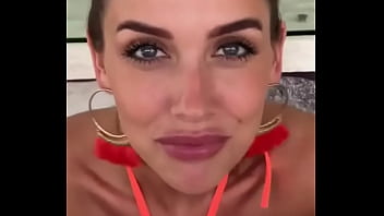 noname girl, eyecontact