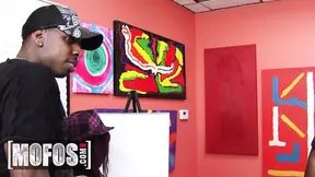 Blonde Art Teacher Vicky Vixen Seduces Her Nude Model And Fucks Him Like There Is No Tomorrow - MOFOS