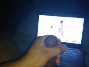 Grosse éjaculation en regardant du porno milf