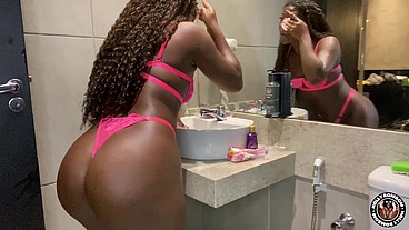 ABRI MINHA XOTA PRO MACHO DA MINHA AMIGA - versão completa