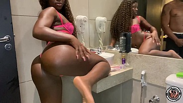 ABRI MINHA XOTA PRO MACHO DA MINHA AMIGA - versão completa