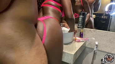 ABRI MINHA XOTA PRO MACHO DA MINHA AMIGA - versão completa
