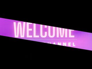 Amateur footfetish cum on tiny toes