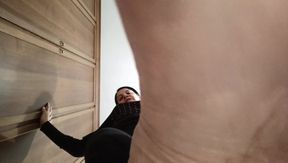 Giantess: I Crush You Filty Worm - (english Version)