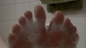 Using My Feet to Play with Bubbles in the Bath