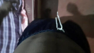 Masturbazione, ditalini, sperma in bocca, fisting, dominazione, scambisti, vestito &#8211; giovani travestiti gay amatoriali che si fanno praticare il fisting