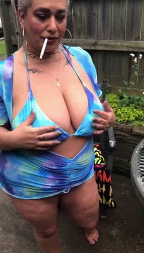Kandy smoking in blue