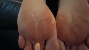 Gigantic footjob WMV