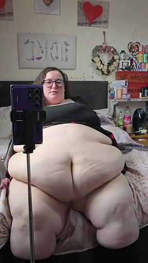 SSBBW BBW Belly Goddess Bathroom Strip