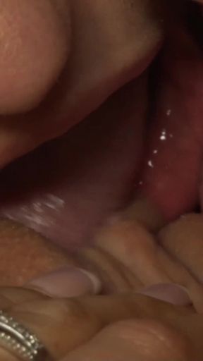 Lesbian musicians keep their socks and heels on as they lick each other's pussies