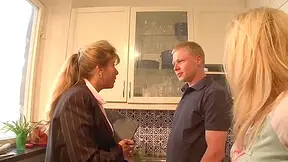 Temperament Sirens Pussy Licking
