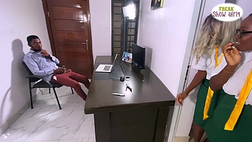 TWO STUDENTS CAUGHT THE SCHOOL HEAD HORNY AND SQUIRT ON HIM AS HE TAKES TURN FUCKING THEM