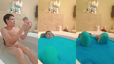 Ultra Blue Slime Bath Gunge Experience Solo Boy