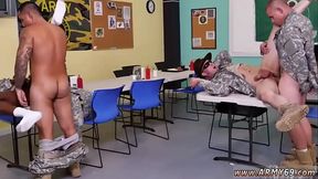 Gay military bilder Yes Drill Sergeant!