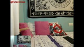 Espa�ola webcam camgirl shows some love.