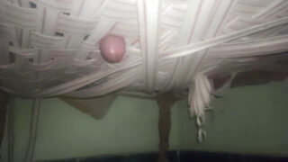 Close up film of amateur Indian guys, big cock assfucked