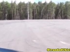 Hitchhiking Miranda Kerr look alike being throatfucked by lucky driver