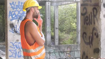 Sexy Construction Worker Fucks Horny Whimp in the Open