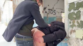 Amateur Redhead Takes A Bottle In Her Juicy Ass Outdoors