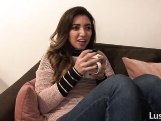 Homemade Sextape with Agreeable Mexican Girlfriend Frida Sante
