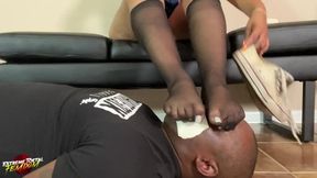 Queen Sofiee: Lost Bet, Now You Must Sniff My Smelly Hose and Sweaty Toes (2Views) 4K