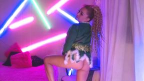 Hot Dance for Your Eyes