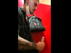 I jerk off while shopping in a fitting room, Chris Diamond