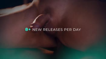 Trans Hottie Vanniall Dominates in Steamy Interracial Anal Scene