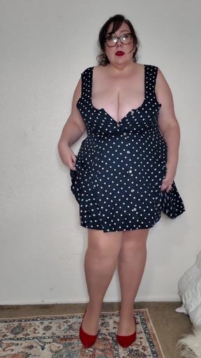 Hot BBW MILF in Polka Dots and Stockings